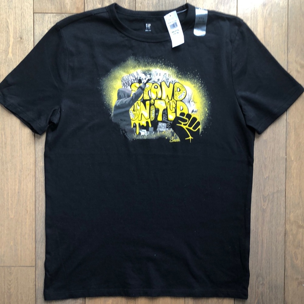 GAP tshirt